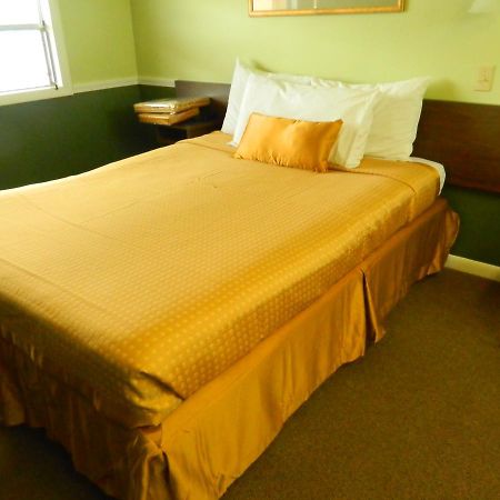 Country Motor Inn ลิฟวิงสตัน ภายนอก รูปภาพ