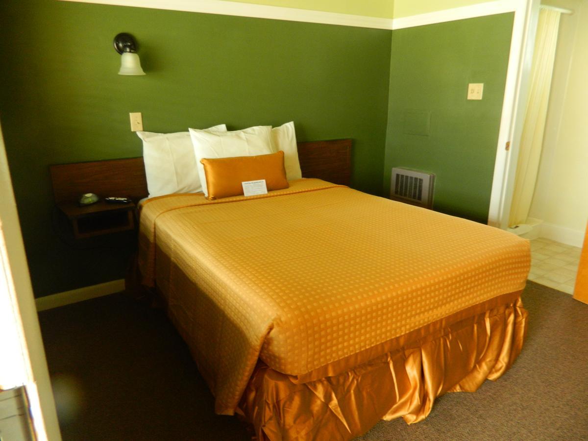 Country Motor Inn ลิฟวิงสตัน ภายนอก รูปภาพ