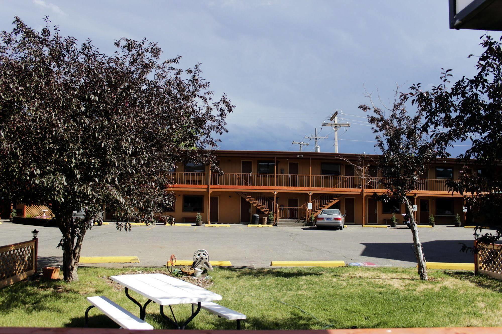Country Motor Inn ลิฟวิงสตัน ภายนอก รูปภาพ